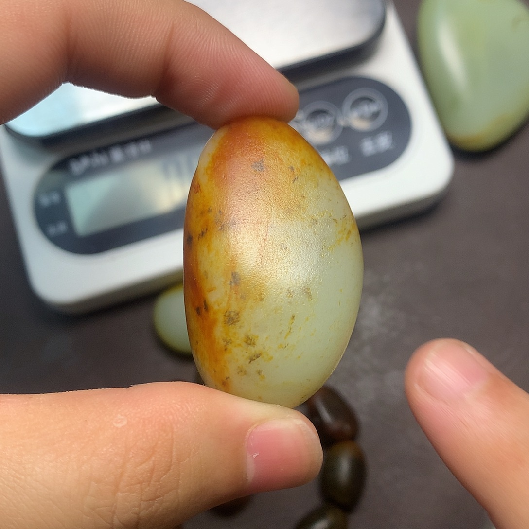 和田玉（糖玉）未镶嵌挂件