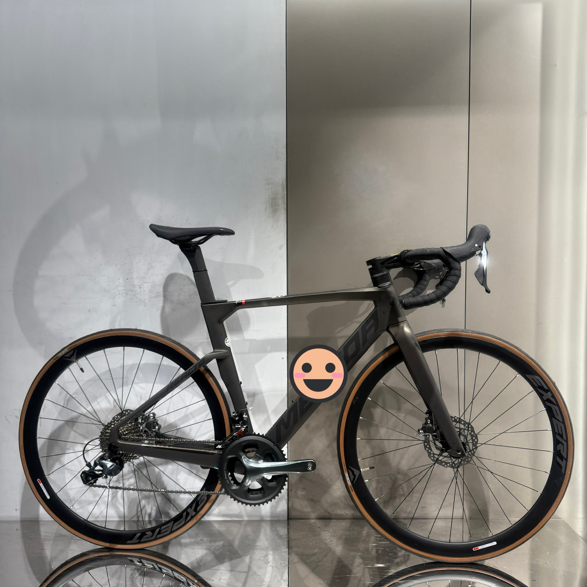 瑞克多1000公路车，碳架，4720油碟大套，20速。xs