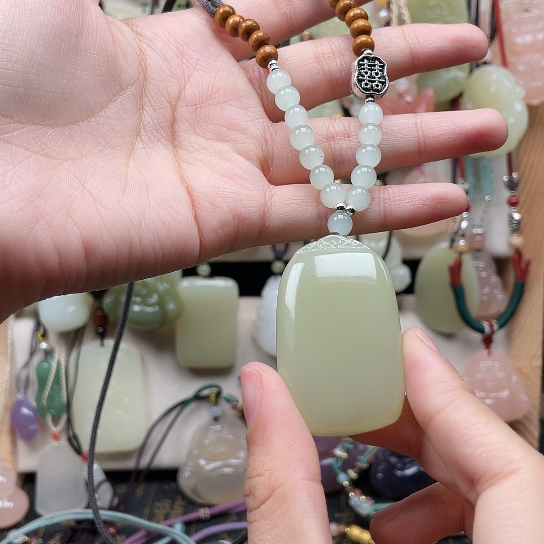 石英质玉合金颈饰40绿无事牌 新款绳