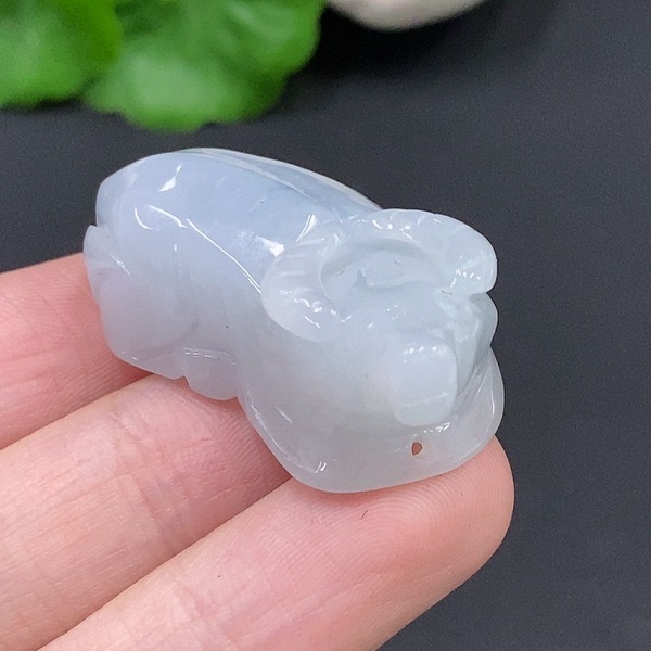 D64-天然A货翡翠-牛