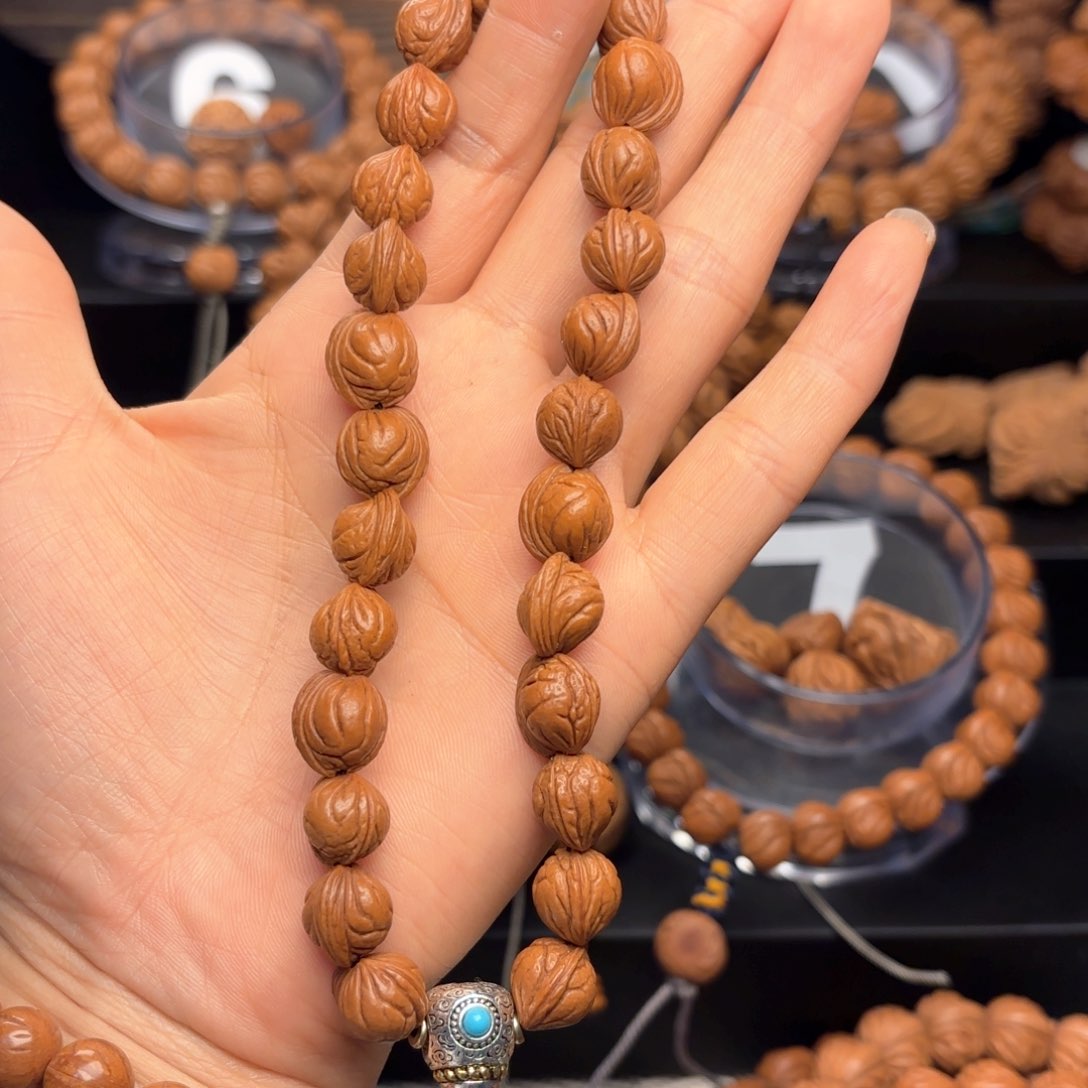 桃核吊坠一****生野生玉龙脊1.0尺寸