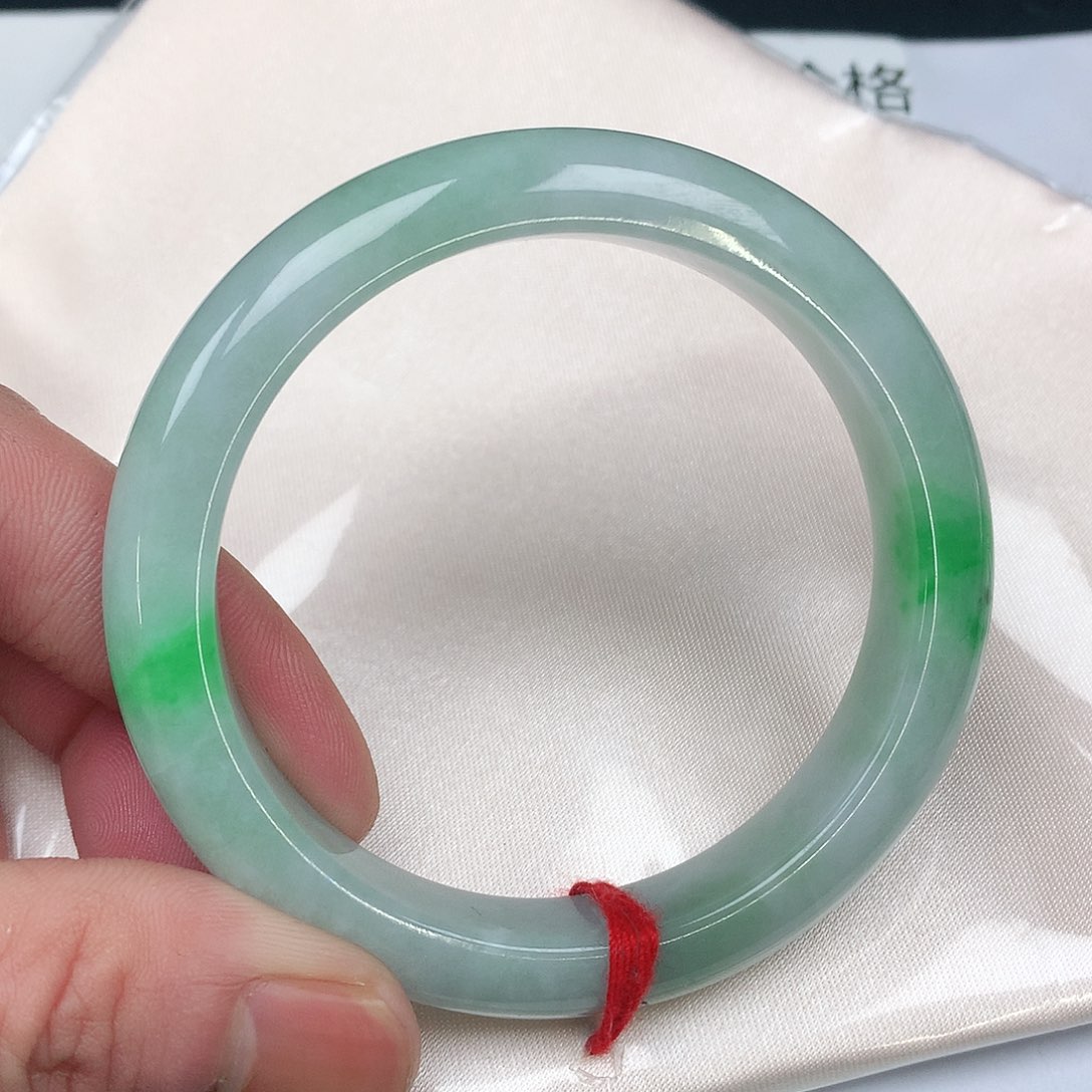 翡翠手镯未镶嵌圈55