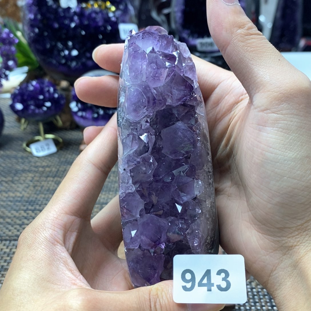 紫晶未镶嵌大型摆件（非配饰）