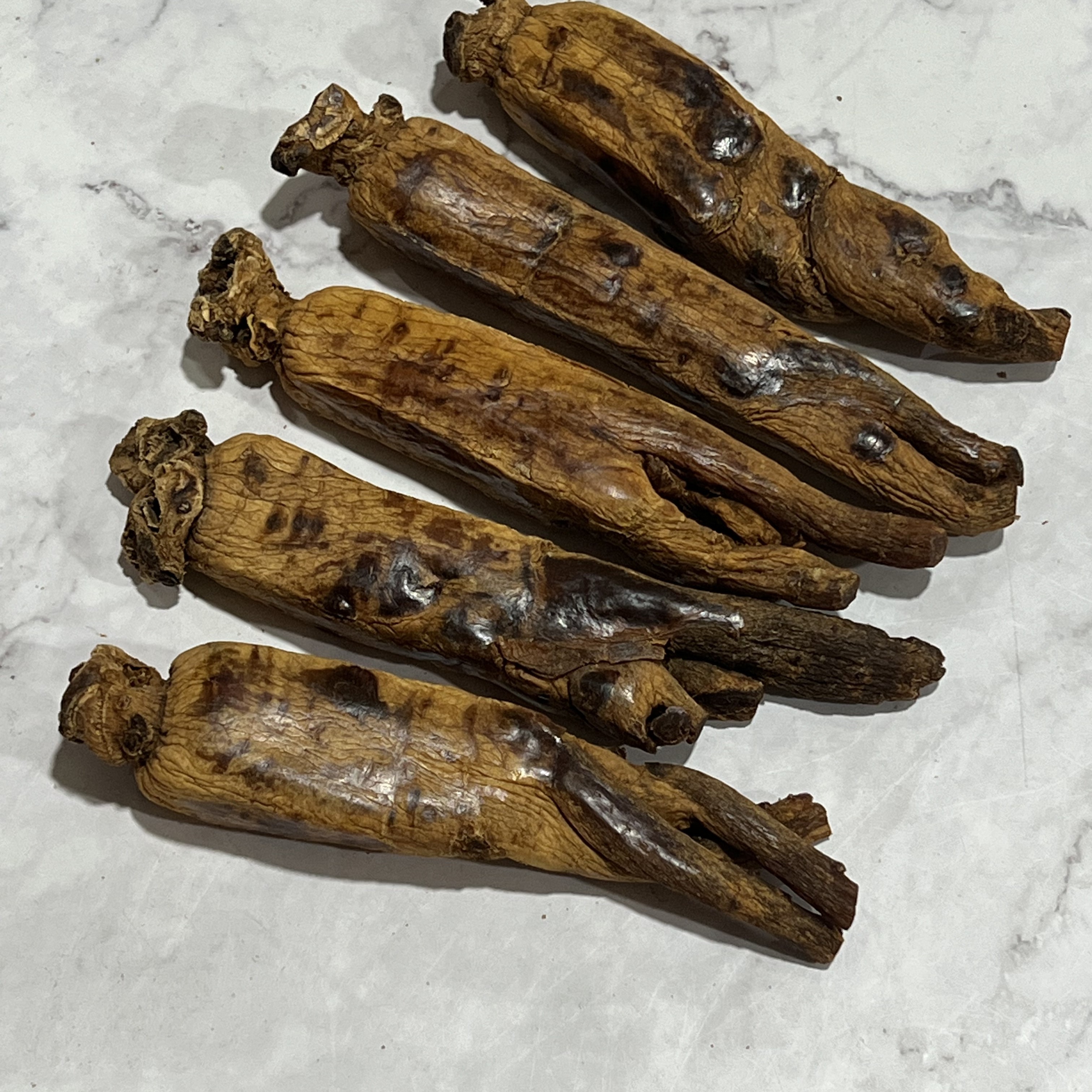 纯正高丽参别直参，原皮原色黄马褂，陈香老货煲汤泡酒煮水佳品