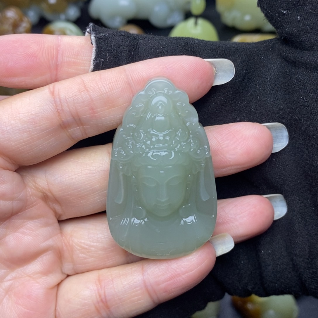 和田玉未镶嵌挂件