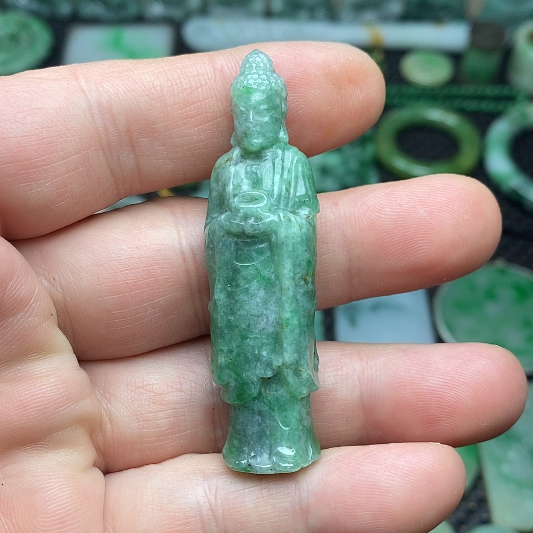 翡翠挂件未镶嵌缅甸天然翡翠佛像