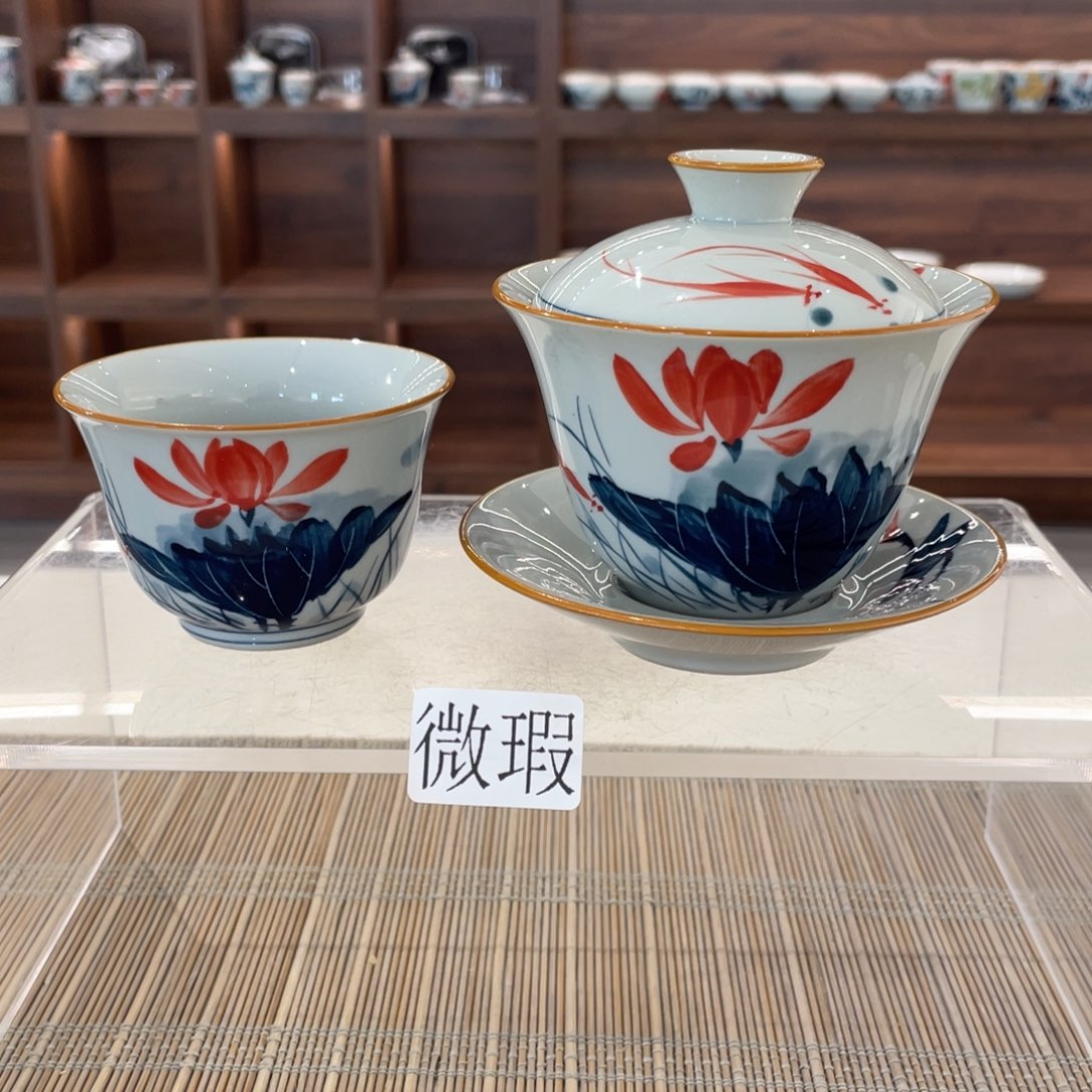 釉下手绘茶具微瑕