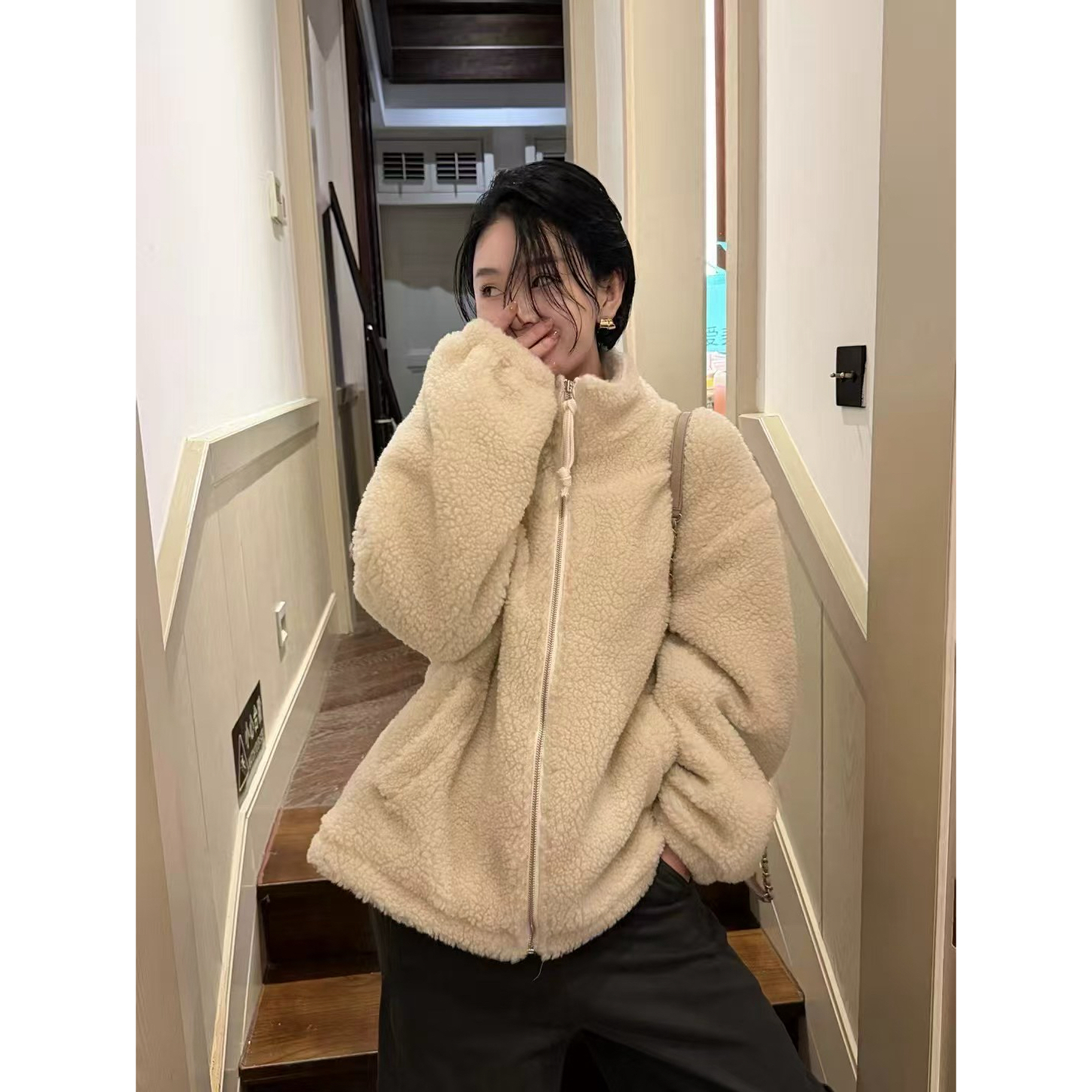 2 Azzony LQ 梨泰圈圈摇粒绒外套 h11141 新款NEW