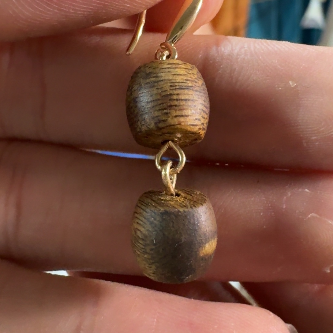 奇楠沉香耳挂 两个古珠