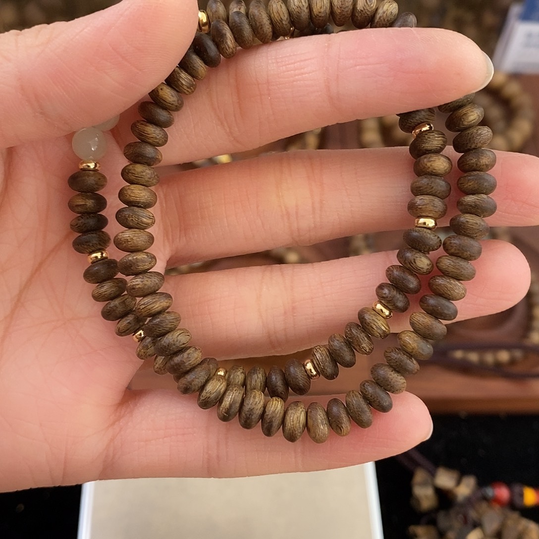 手串沉香未镶嵌0.6沉香手串双圈带和田玉