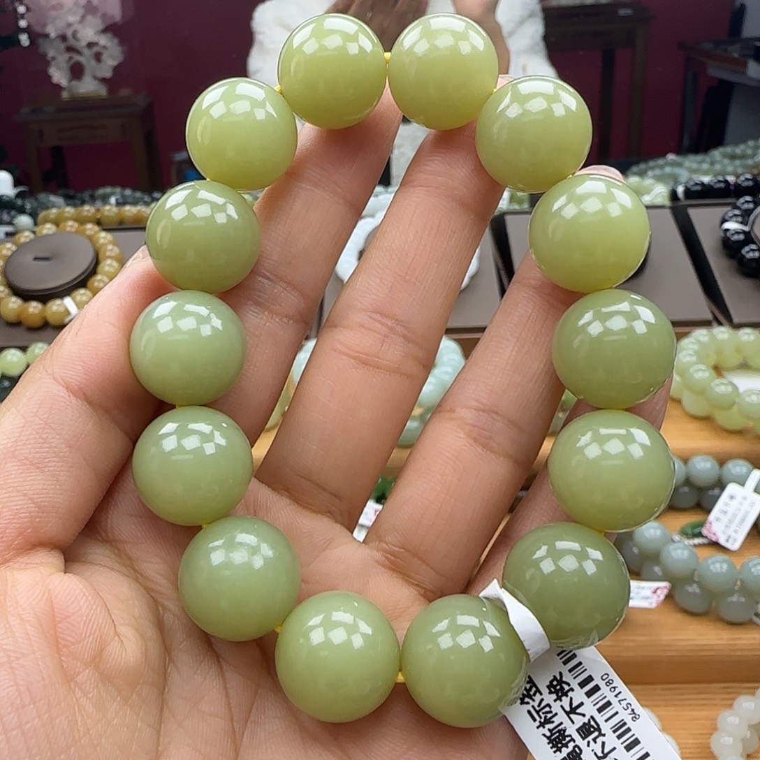 和田玉未镶嵌手链