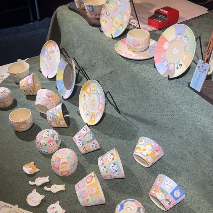 42。           陶瓷