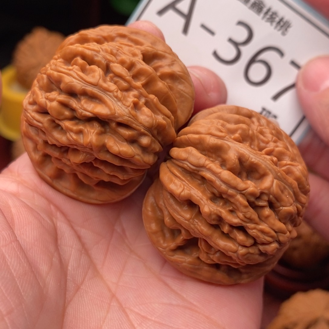 文玩核桃把件汉高楼42