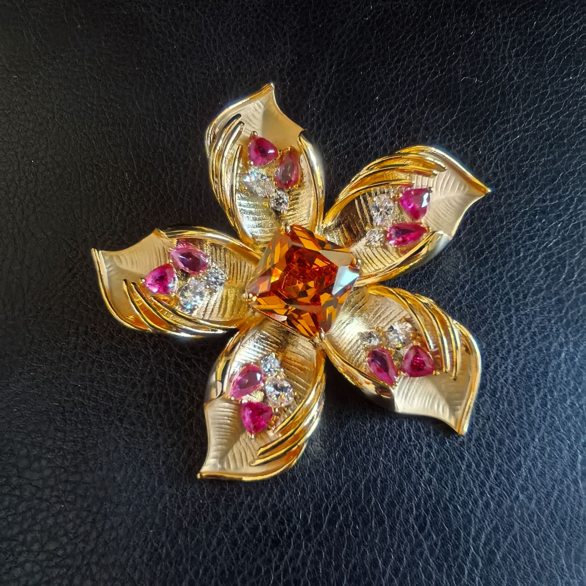 铜合金锆石胸针 30768复古百搭休闲花朵胸针
