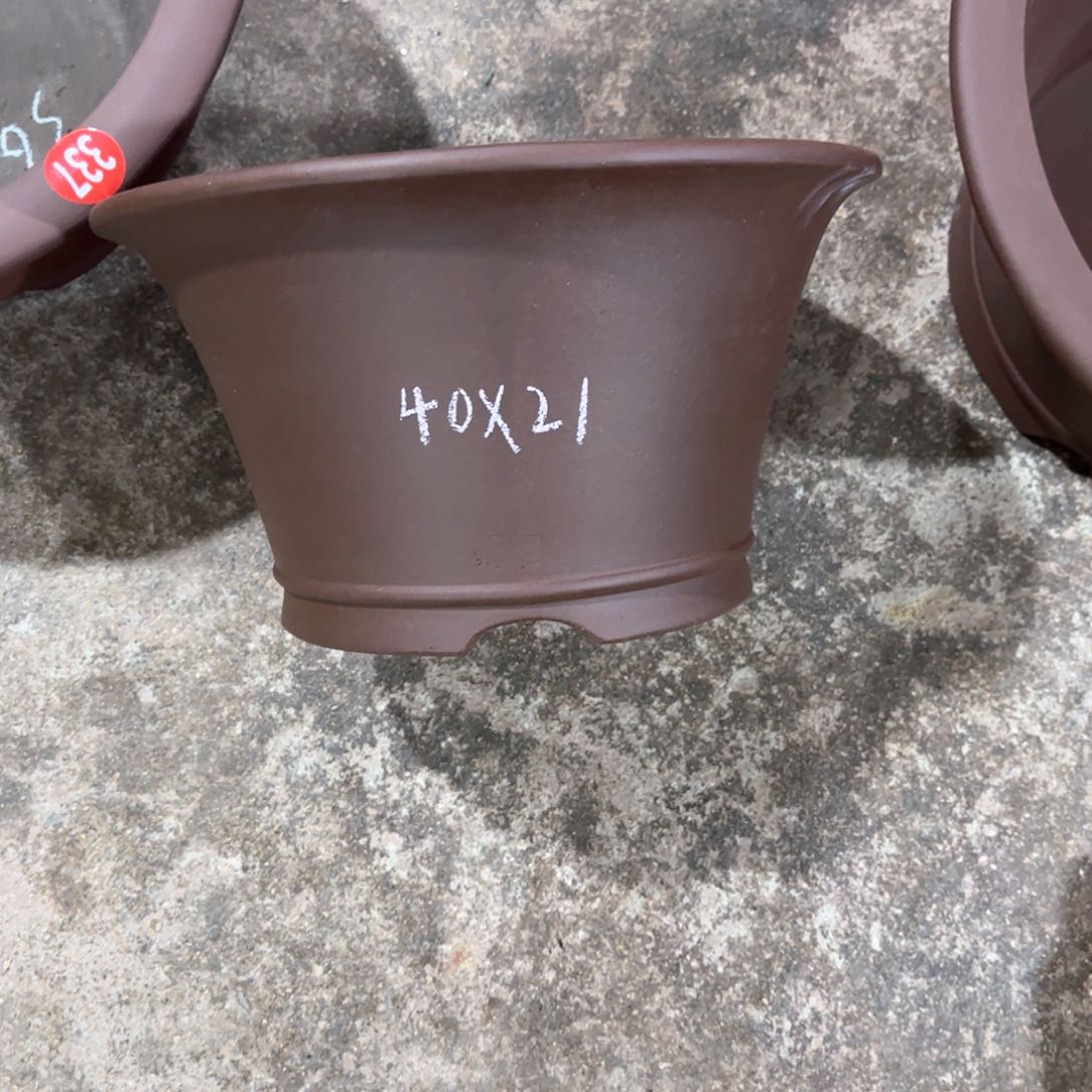 紫砂花盆呜呜呜呜