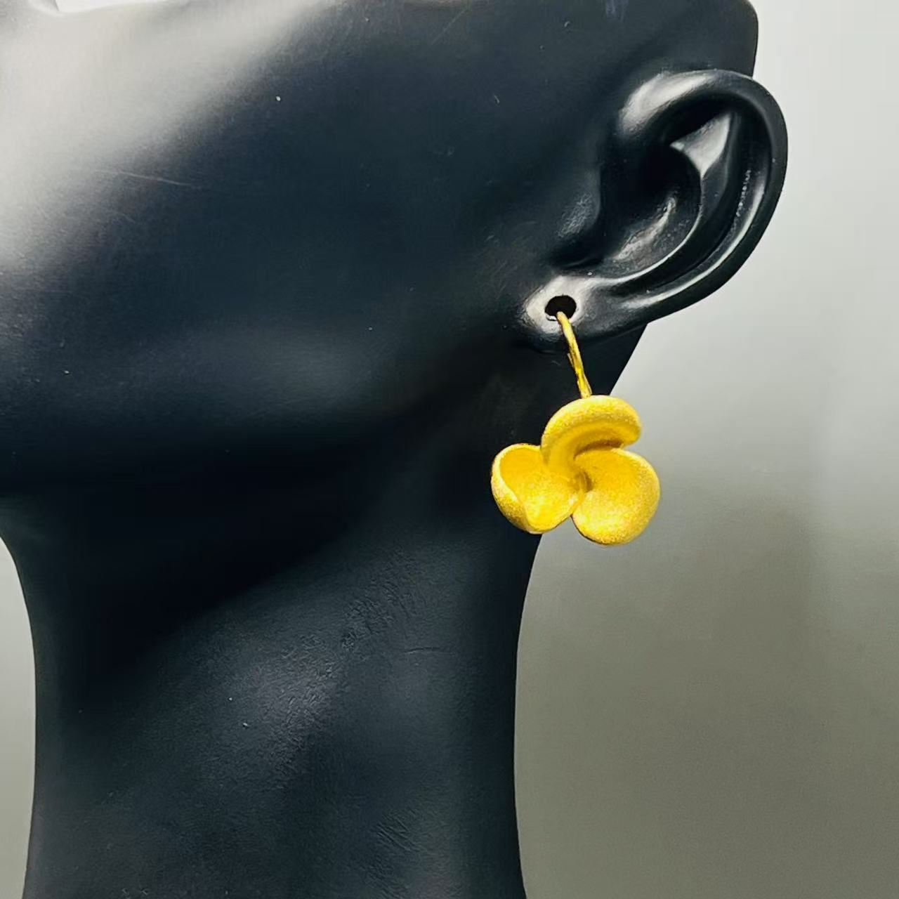 A播 5.21g足金999耳饰e