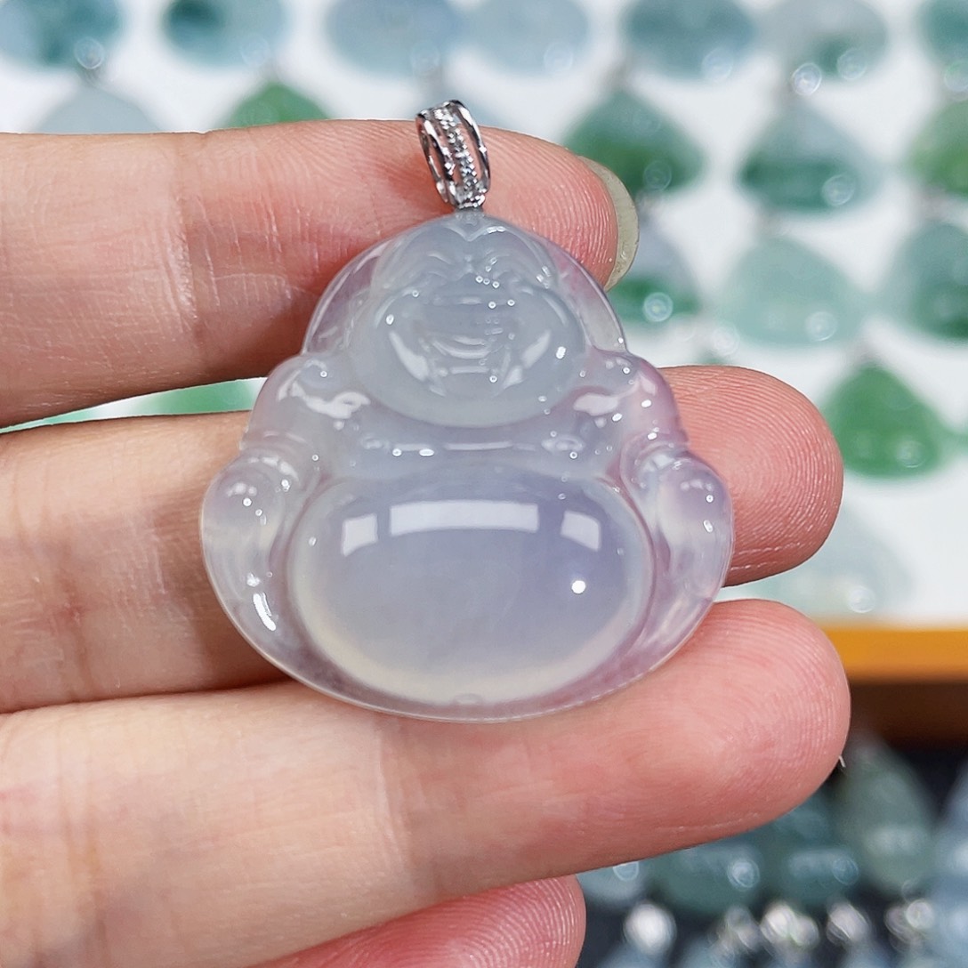 颈饰18K金镶嵌翡翠吊坠