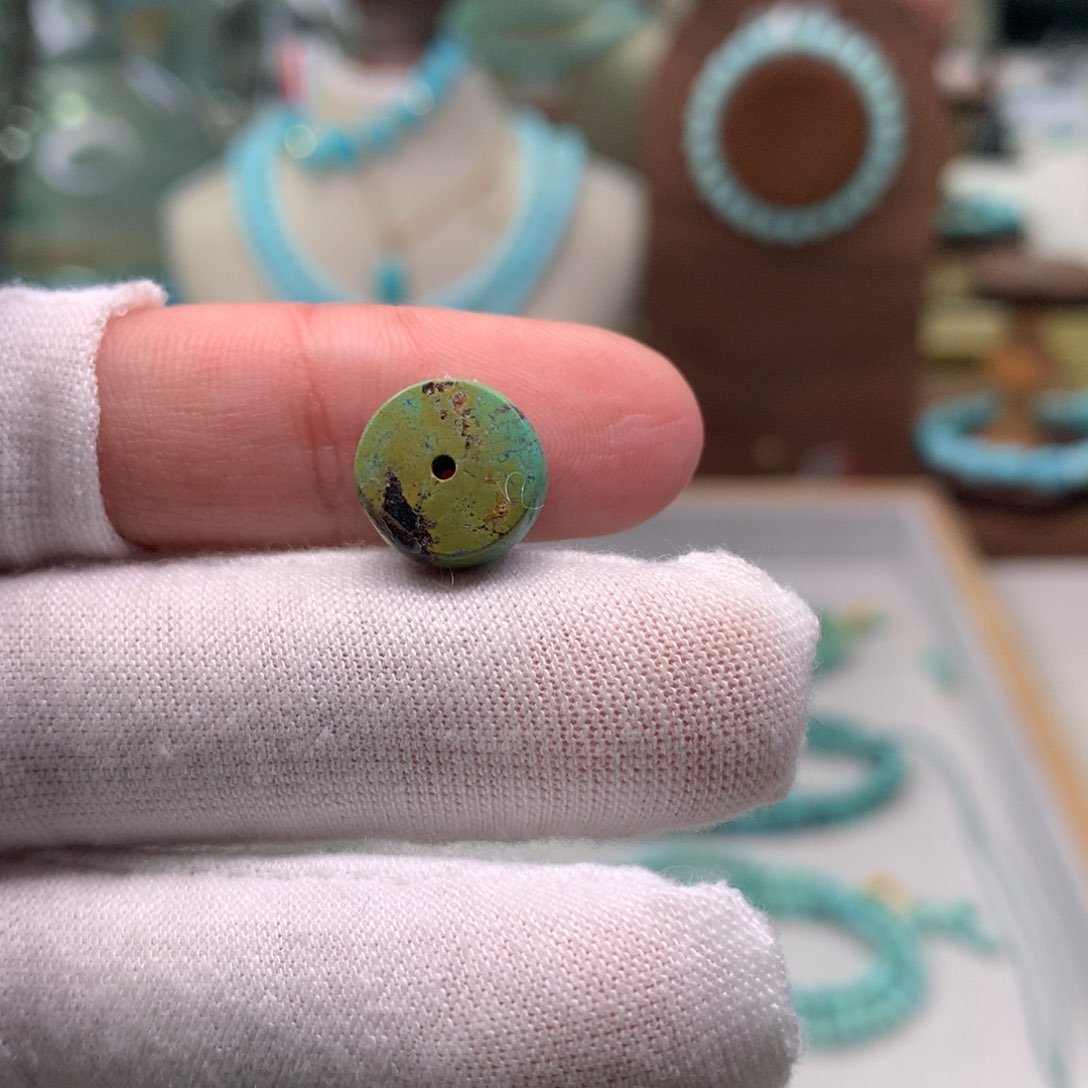 绿松石配饰未镶嵌