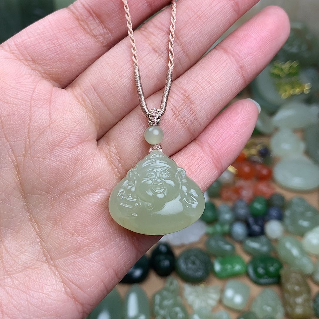 和田玉吊坠未镶嵌