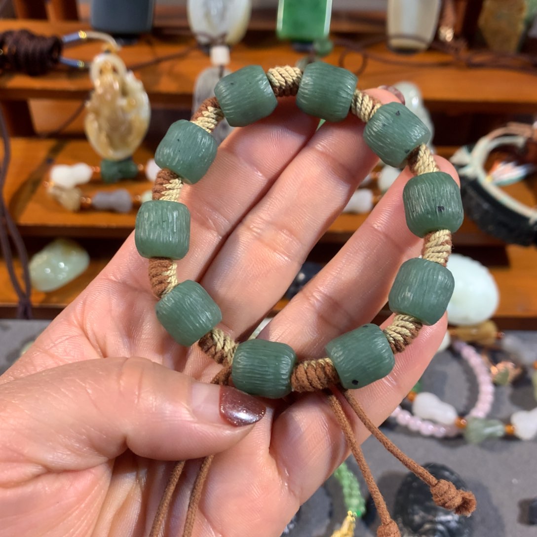 和田玉（糖玉）颈饰未镶嵌物**非