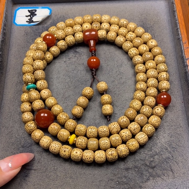 星月菩提吊坠菩提