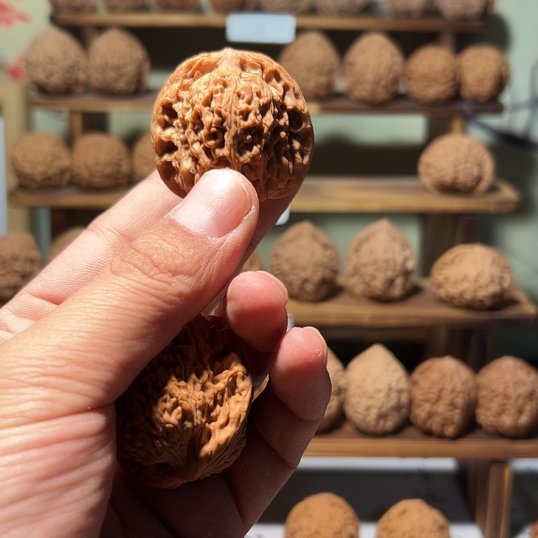 逢*文玩核桃，赵喜满