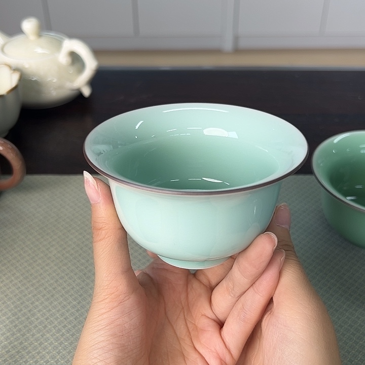 龙泉云间青瓷小米茶器