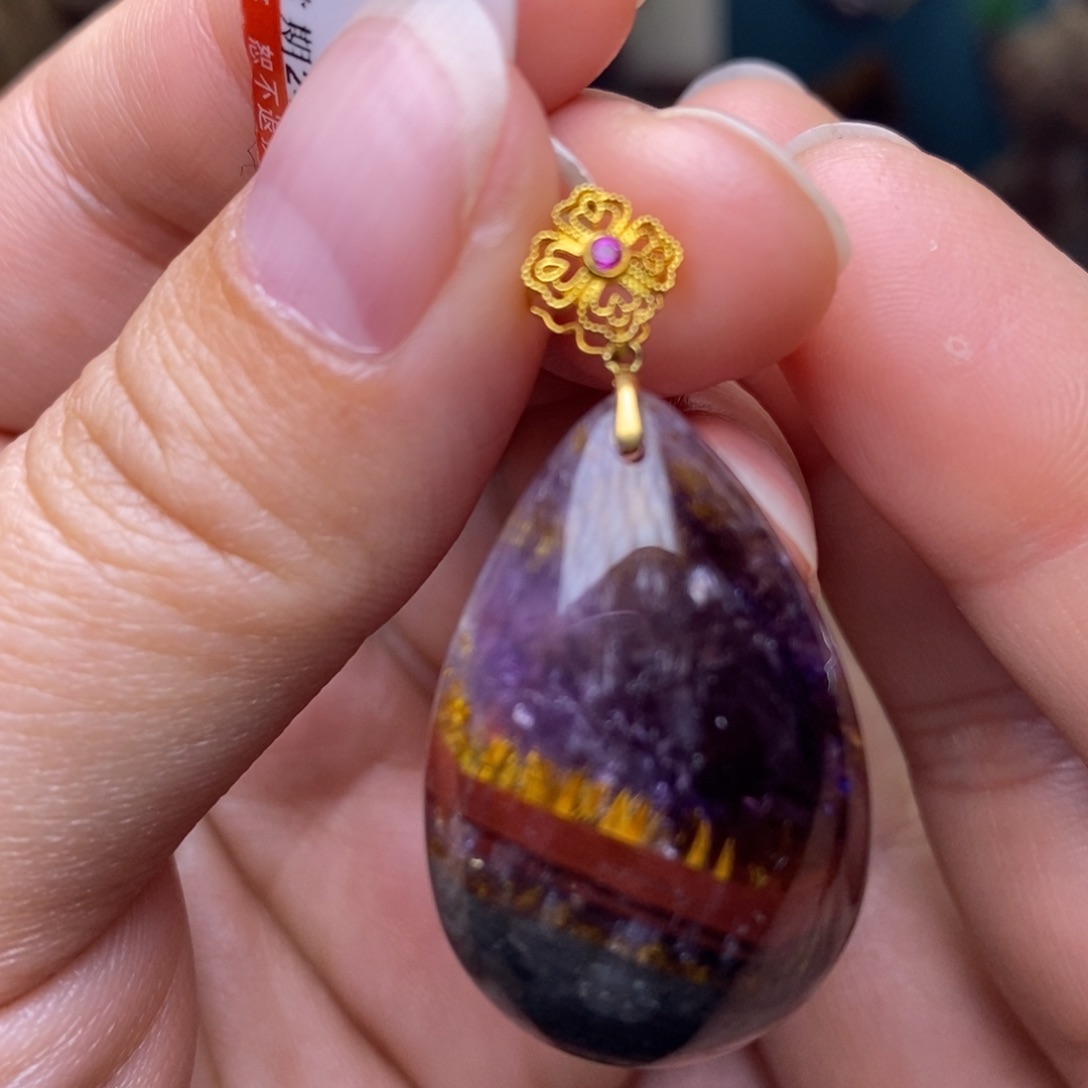 水晶A003极光四色水滴吊坠18K金镶嵌