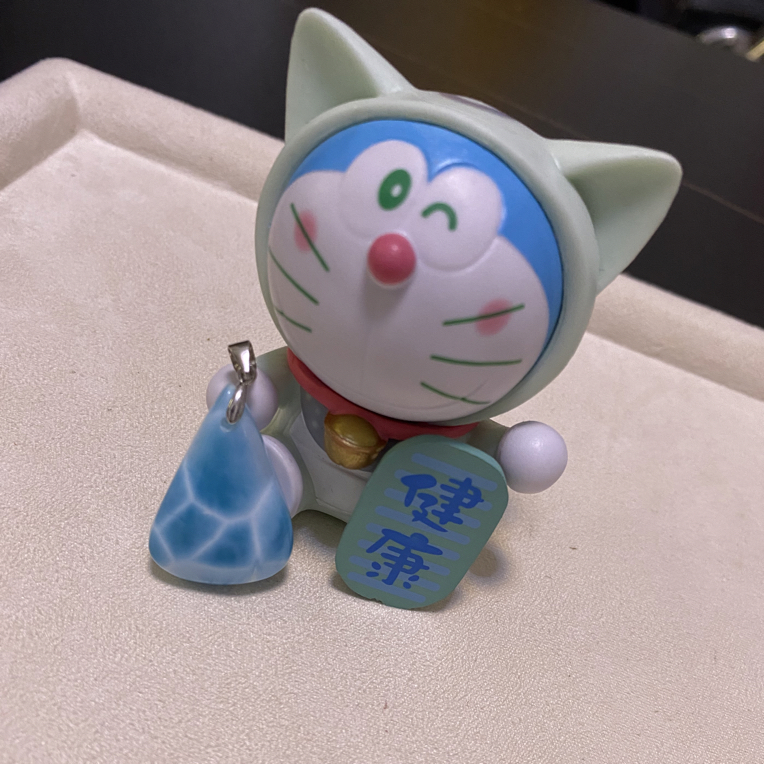 天然海纹石三角吊坠纹路全