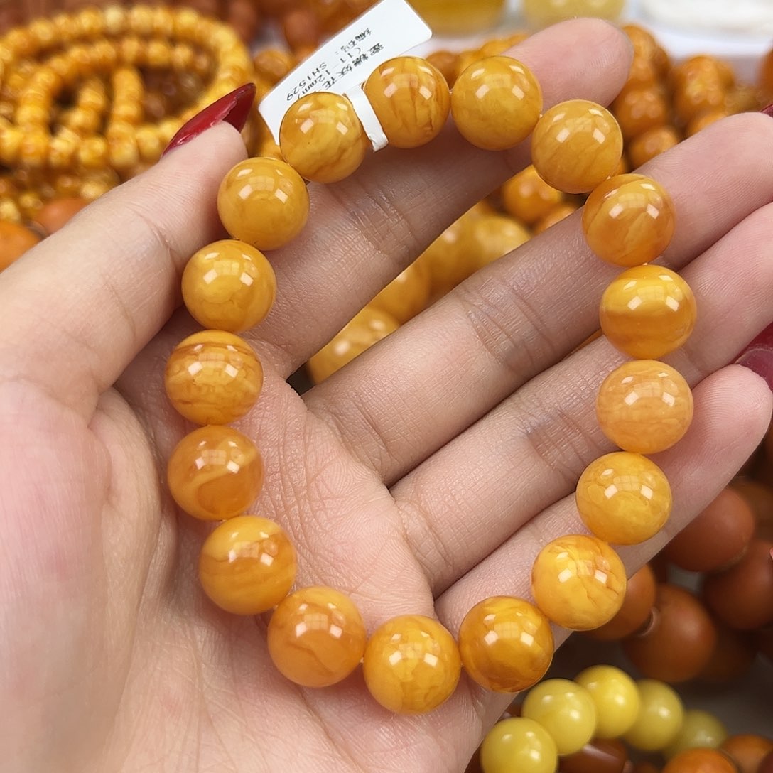琥珀颈饰未镶嵌蜜蜡