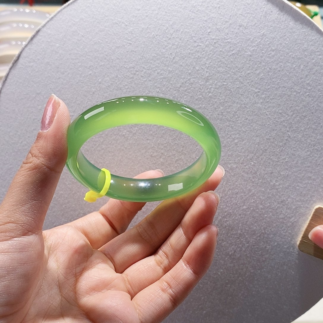 玛瑙/玉髓手镯未镶嵌42.9