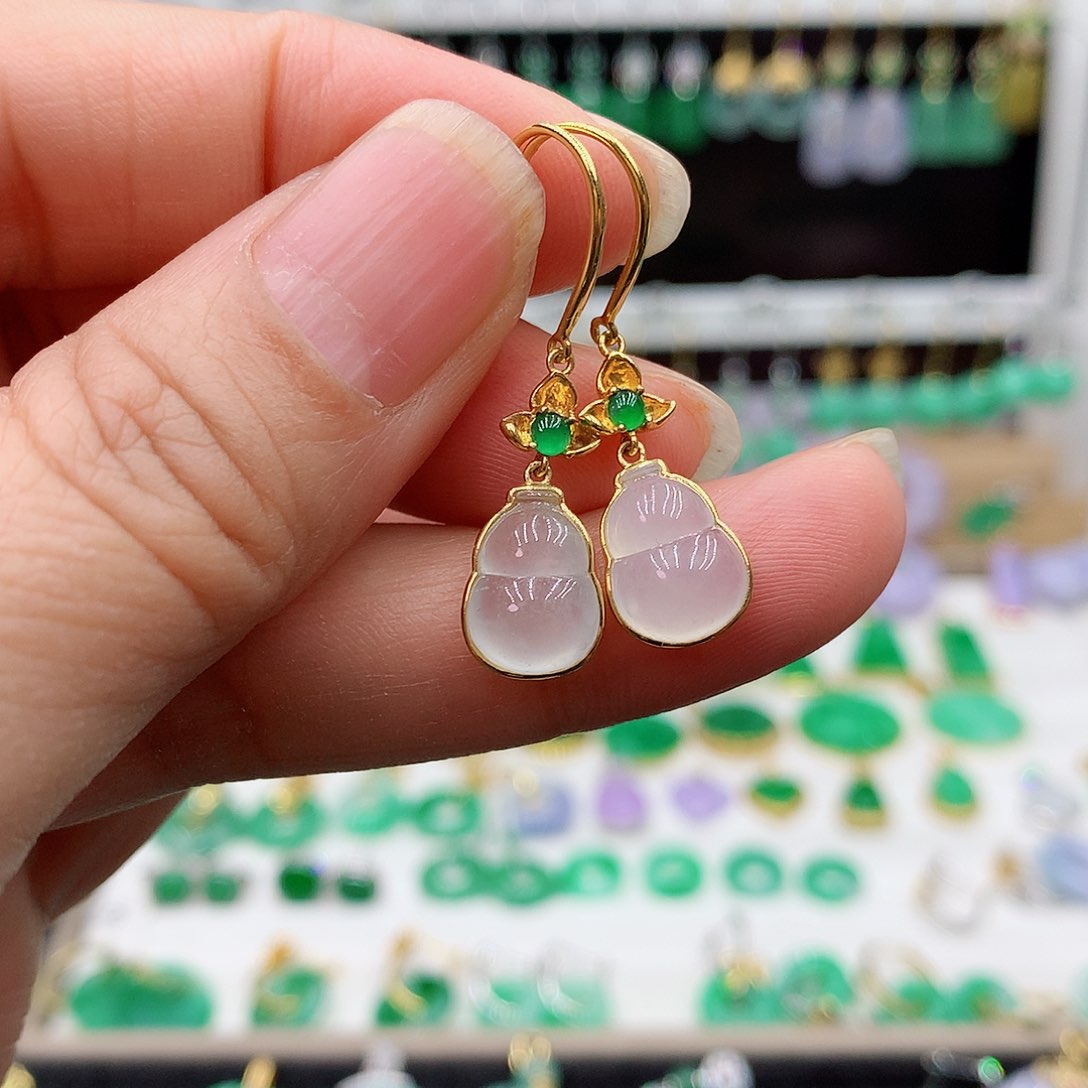 翡翠耳饰18K金镶嵌的