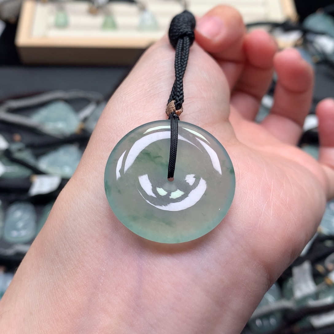 翡翠颈饰未镶嵌-*-00000000000000