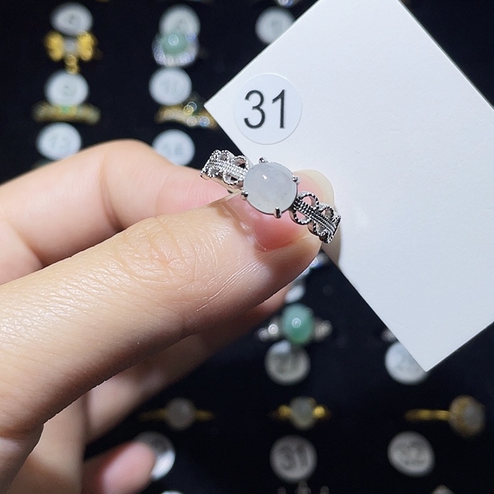 翡翠未镶嵌戒指戒指