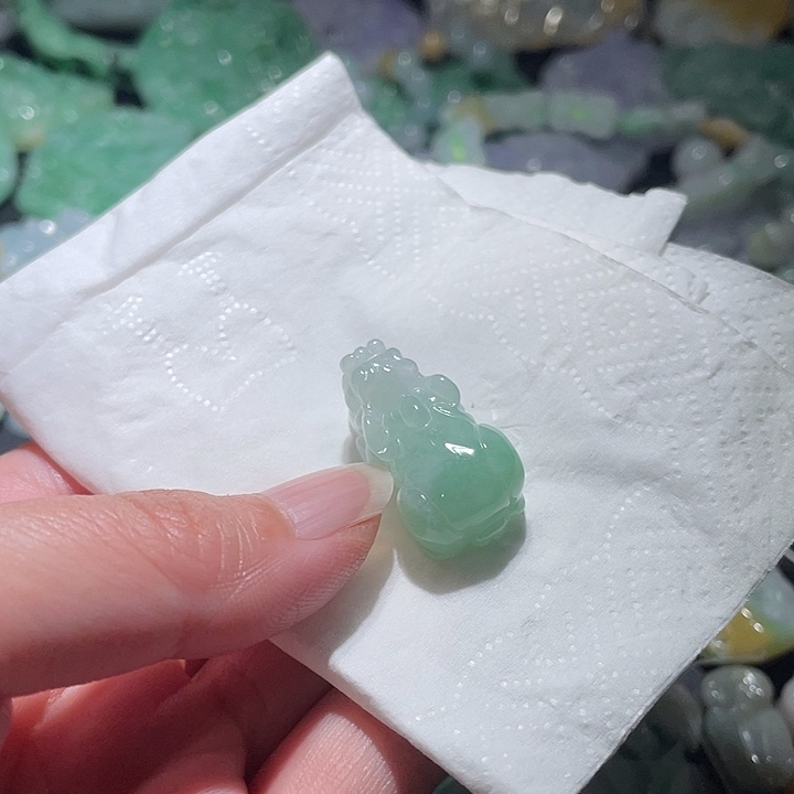 颈饰未镶嵌翡翠天