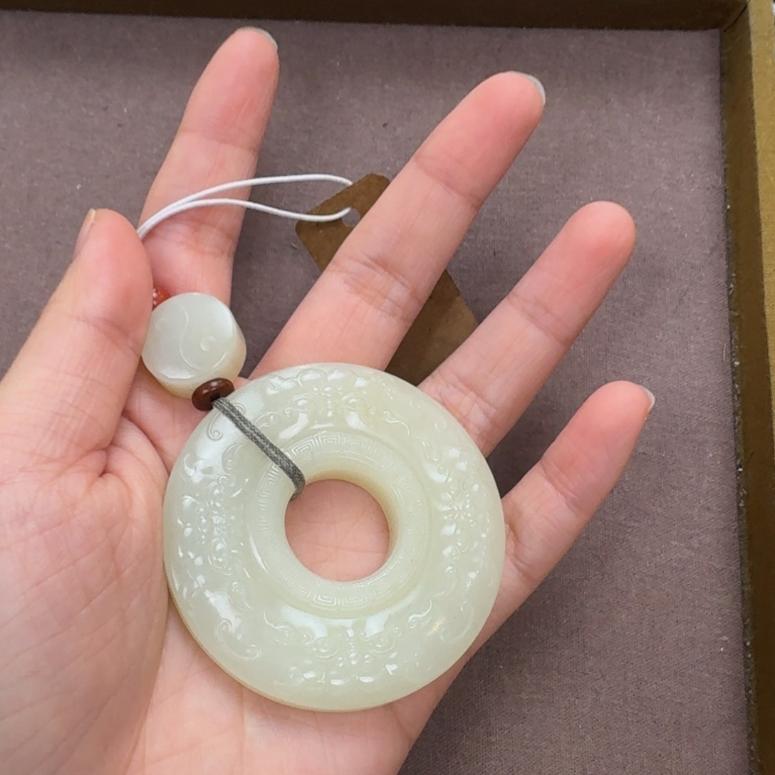 未镶嵌和田玉挂件