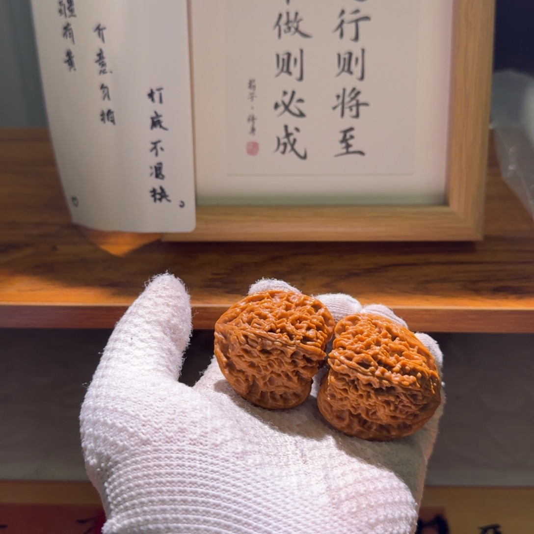 吊坠文玩核桃40三角南疆石