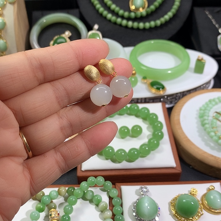 银S925镶嵌和田玉耳饰