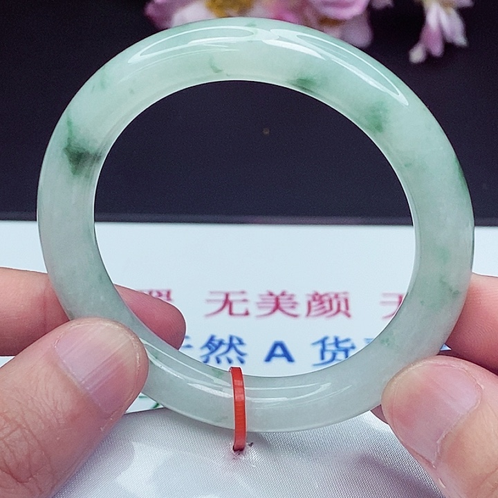 翡翠手镯未镶嵌56.2圈
