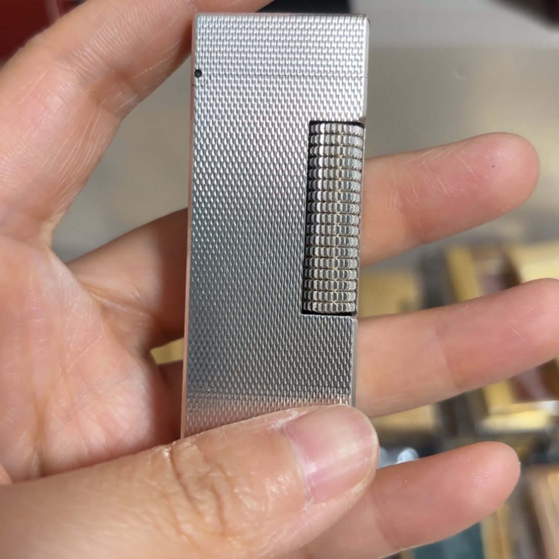 都登卡中古打火机