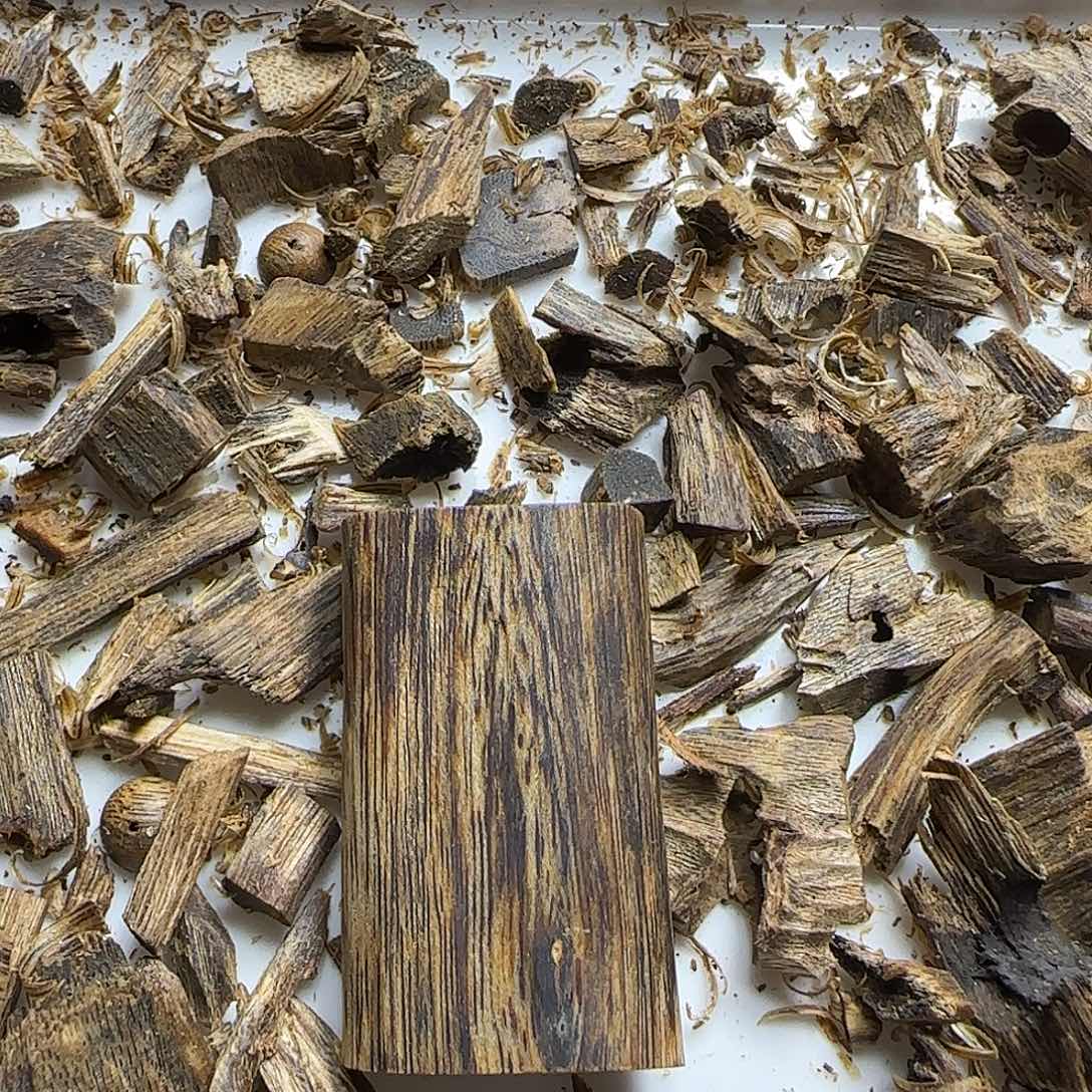 沉香沉香碎屑原汁原味