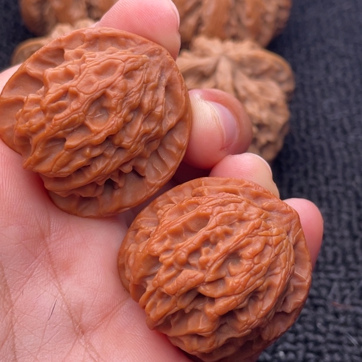 吊坠文玩核桃文玩核桃35