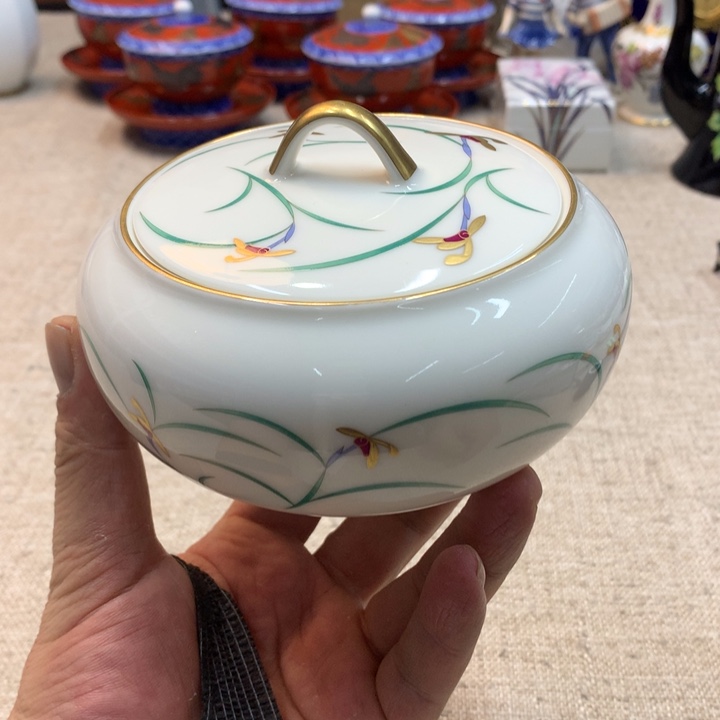 瓷片哈哈哈哈哈我