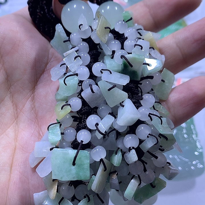 翡翠未镶嵌颈饰天然翡翠A货车挂多样性发货发其一