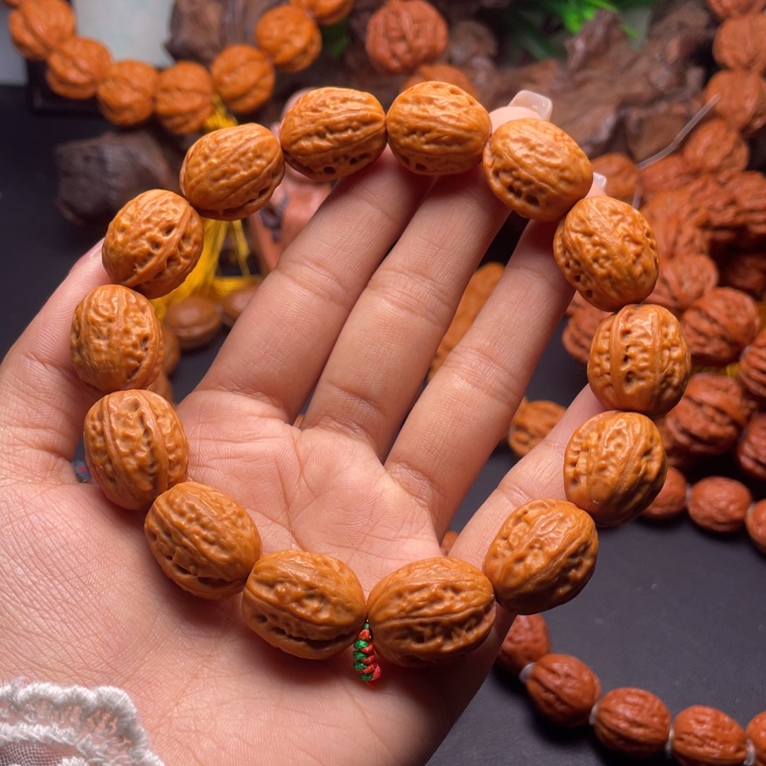 文玩核桃手串金丝玉枣