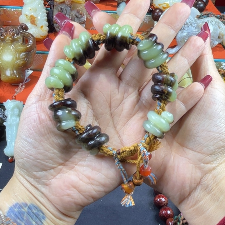 西***者和田玉未镶嵌挂件