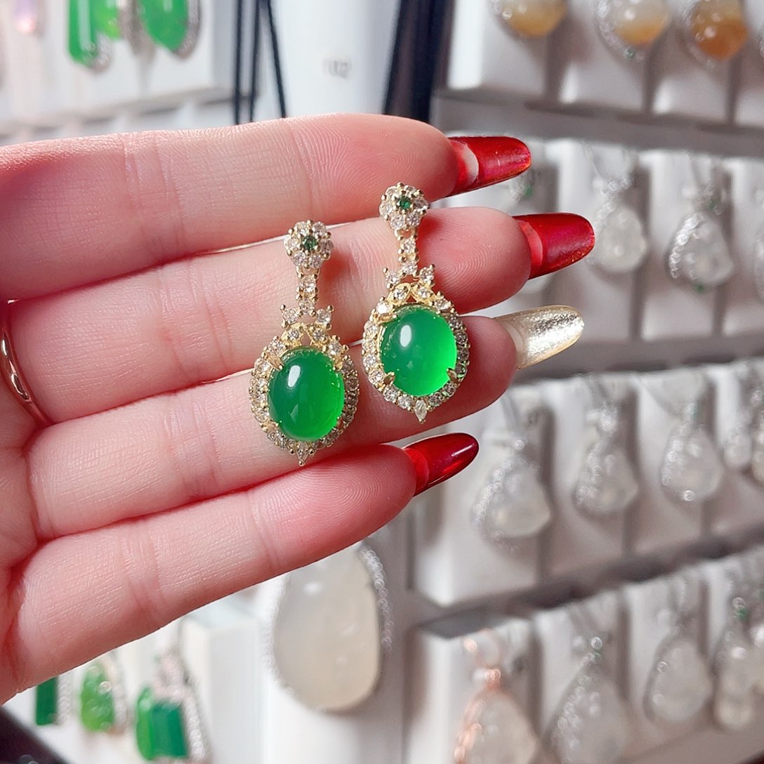 玛瑙/玉髓耳钉未镶嵌