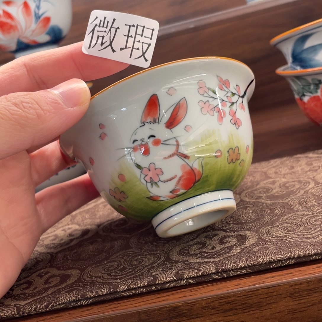 釉下手绘茶具微瑕