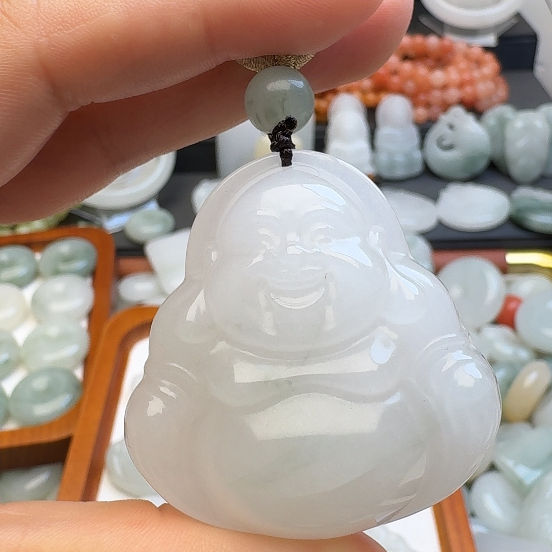 L***E石英质玉未镶嵌颈饰佛公