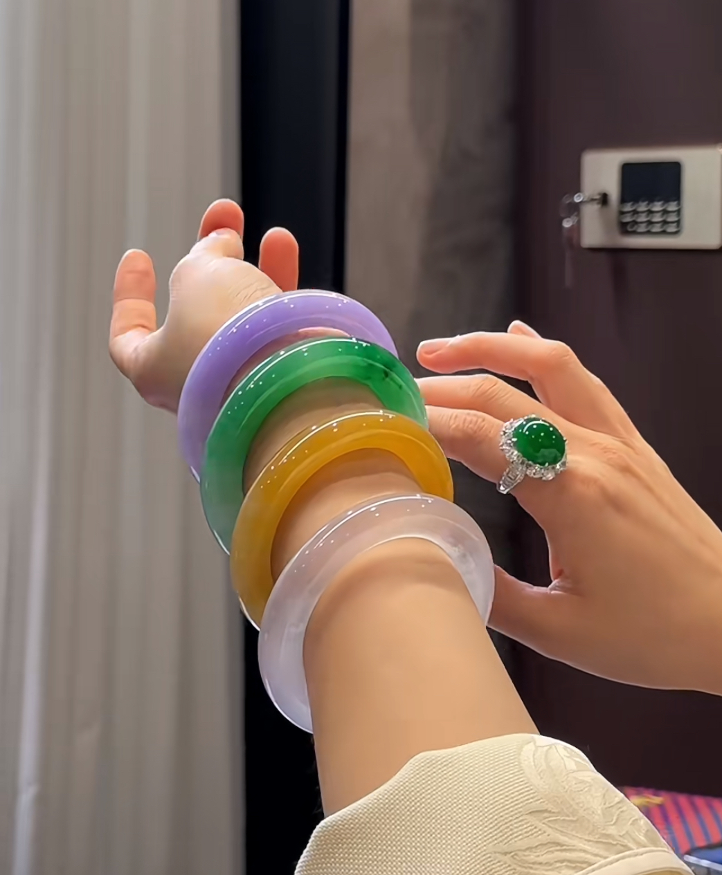 中缅边境多样冰种飘花美人玉石手镯链接1